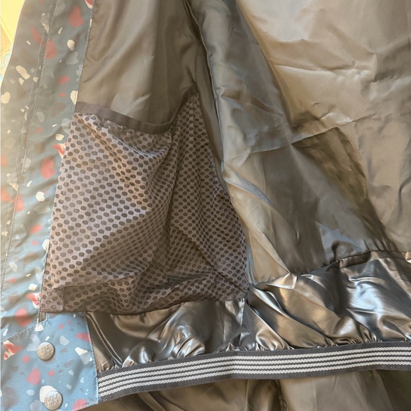 NWT Helly Hansen Men's Ski Jacket - Midnight Blue with Pattern - Picture 5 of 12